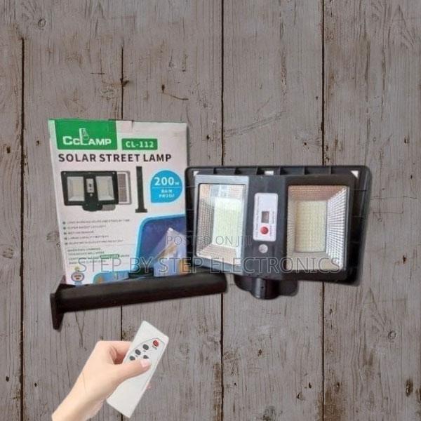 High Capacity Battery Solar Lamp 200watts With Motion Sensor