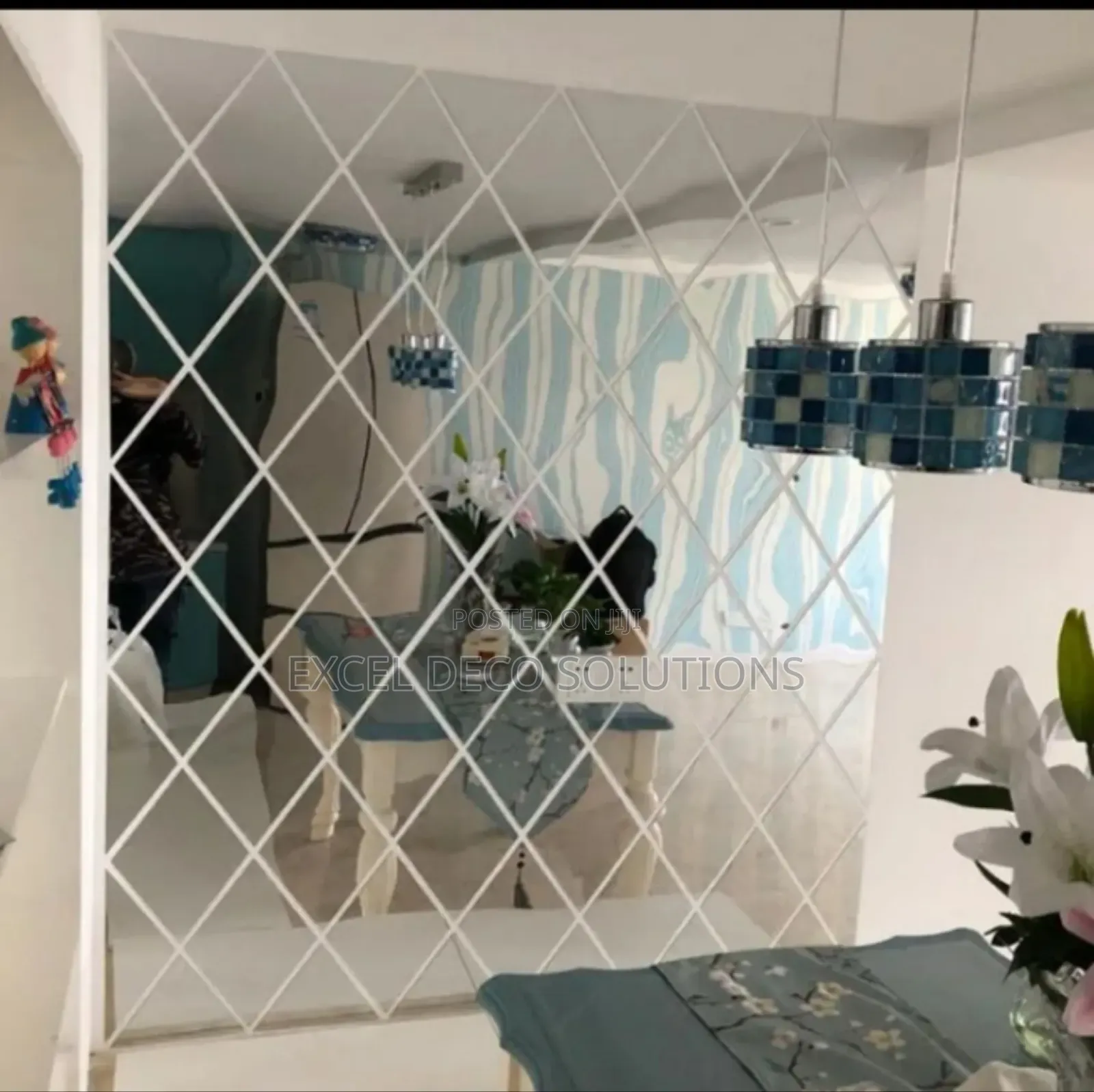 "Antique Frost Diamond Mirror