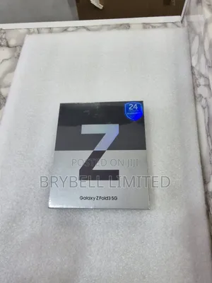 New Samsung Galaxy Z Fold3 5G 256 GB Silver