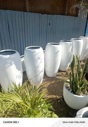 Fibreglass Flower Pots ( Canna Pot)