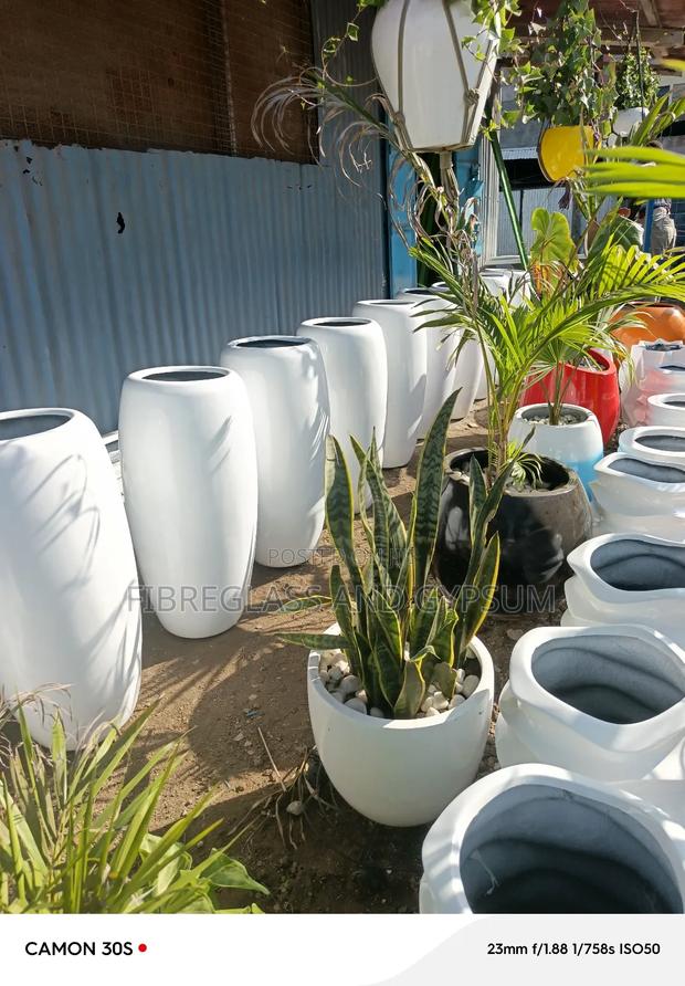 Fibreglass Flower Pots ( Canna Pot) - thumbnail 3