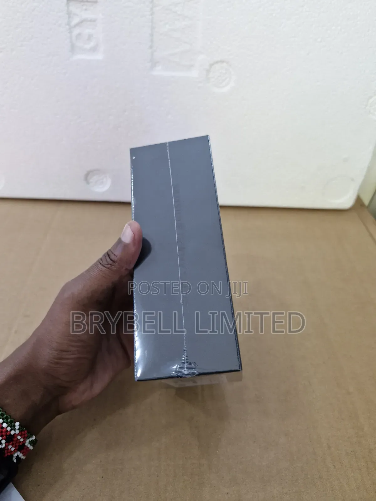 New Samsung Galaxy S20 128 GB Blue