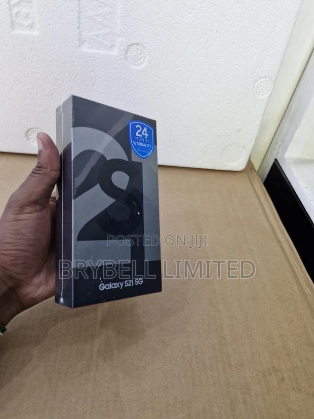 New Samsung Galaxy S21 5G 128 GB Silver - main view