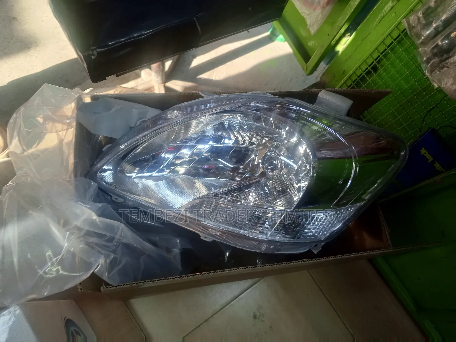 Headlight Toyota Belta