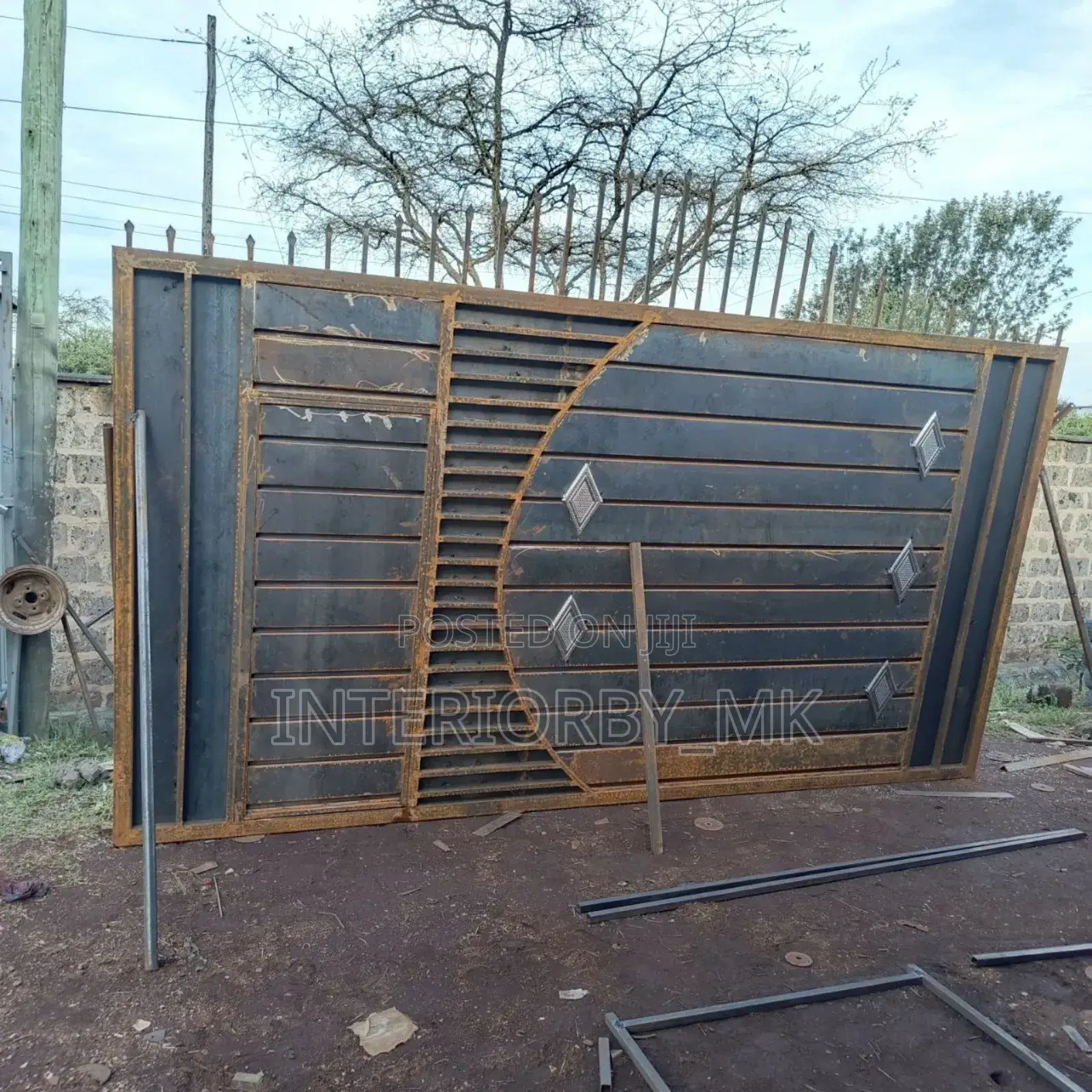 Simple Gates