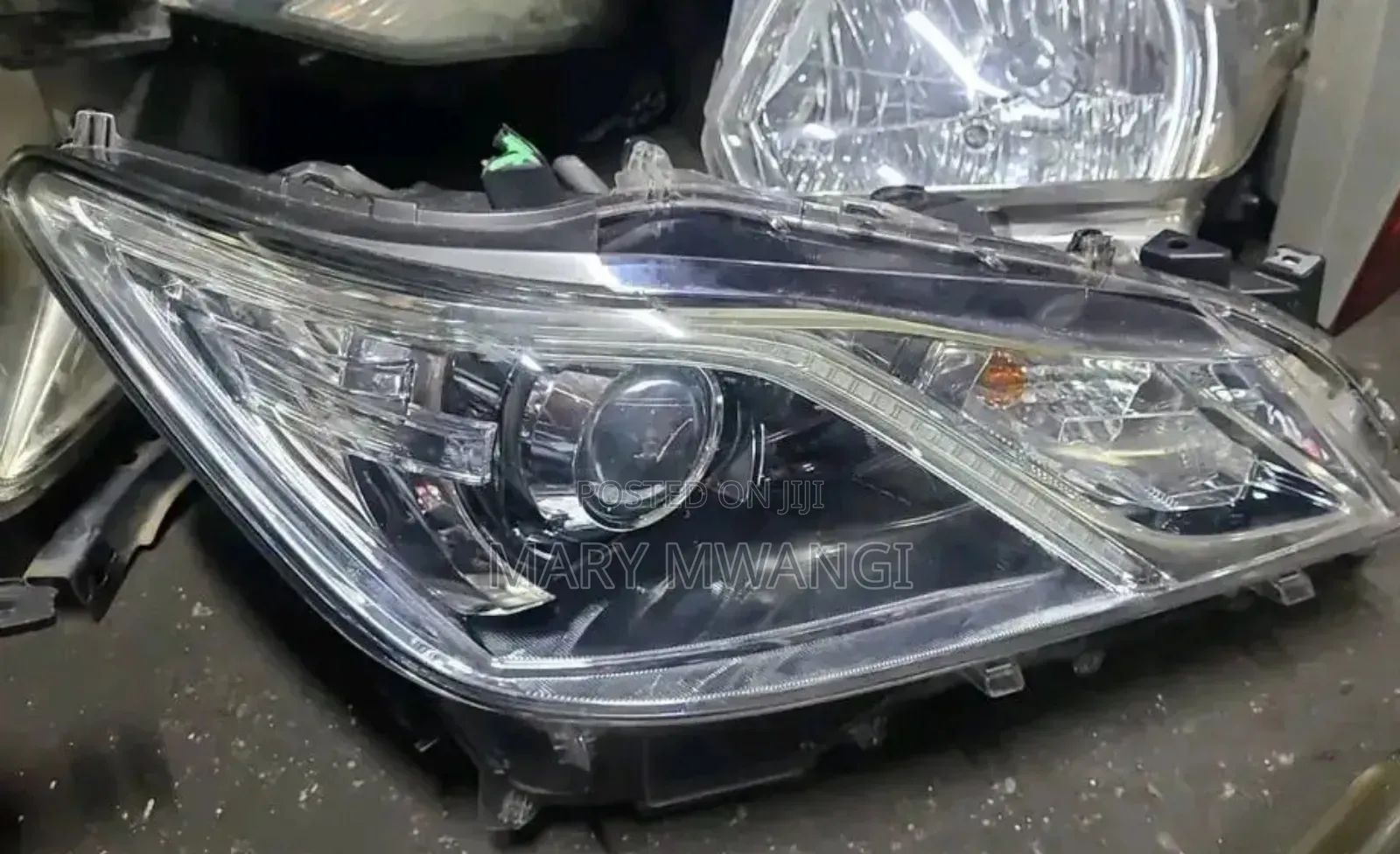 Ex Japan Crown 2017 Athlete Headlight