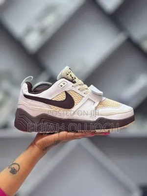 Travis Scott X Nike Zoom Field Jaxx "Light Chocolate "