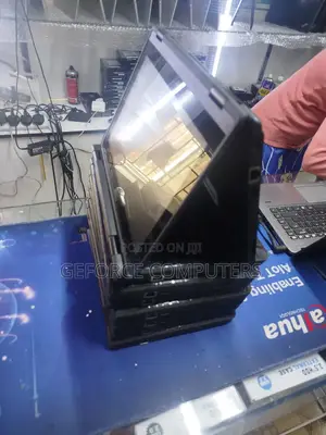 Laptop Lenovo Yoga 11e 8GB Intel Celeron SSD 256GB