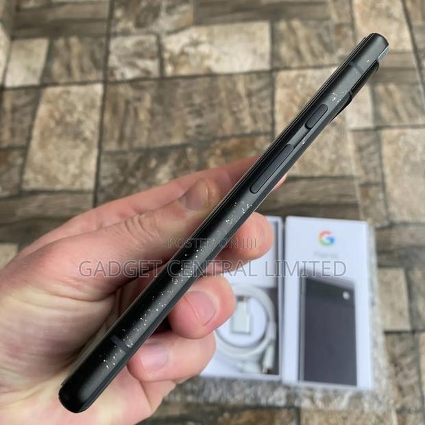 New Google Pixel 6a 128 GB Black - thumbnail 6