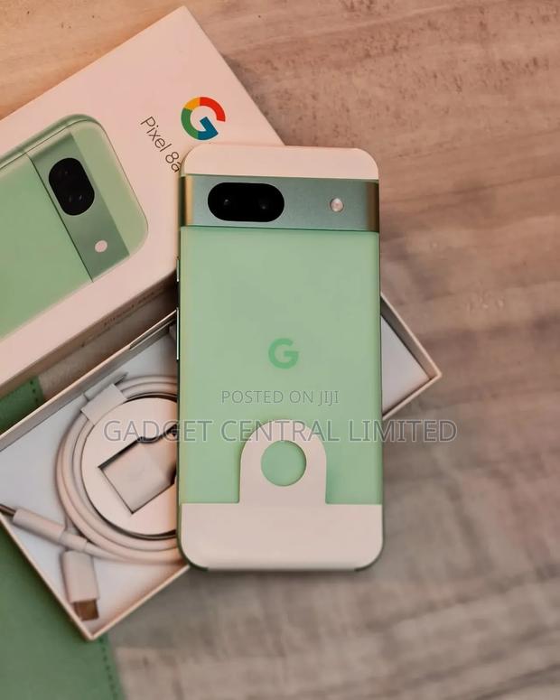 New Google Pixel 8a 128 GB Green