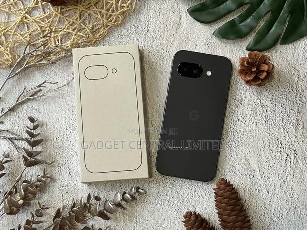 New Google Pixel 9a 128 GB Black - thumbnail 3
