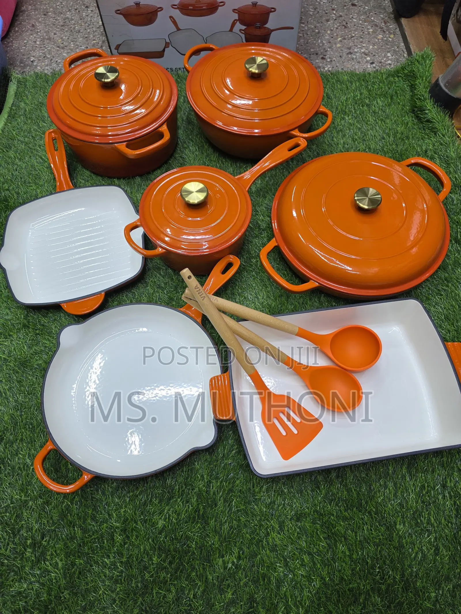 11 PCS Enamel Cast Iron Cooking Pots* Silicon Spoons