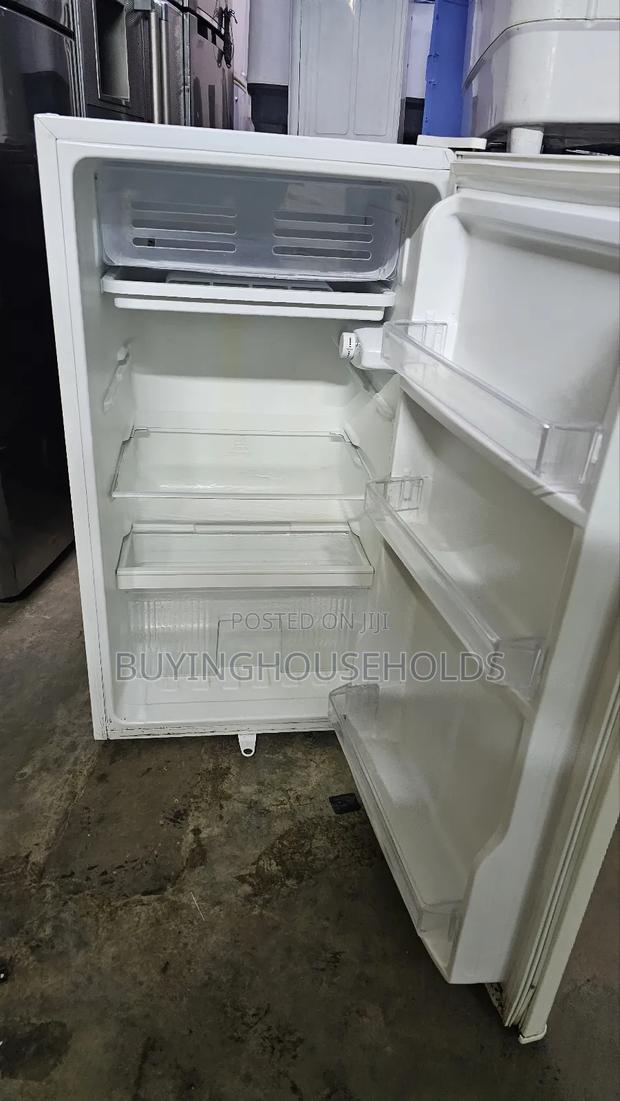 Samsung 95l Fridge - thumbnail 4