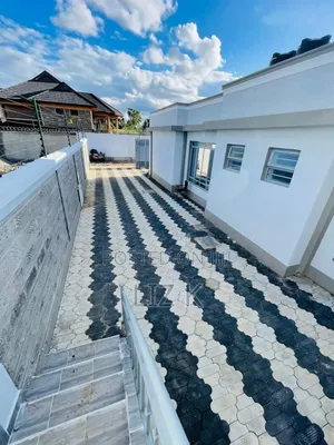 3bdrm Bungalow in Mugutha, Ruiru for sale