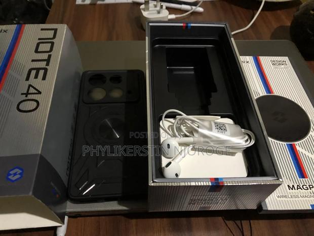 Infinix Note 40 256 GB Silver - thumbnail 5