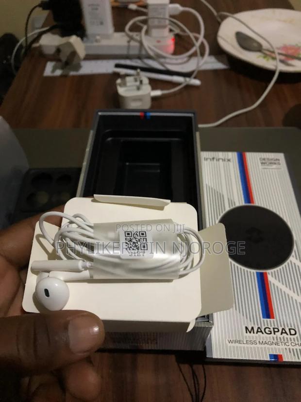Infinix Note 40 256 GB Silver - thumbnail 6