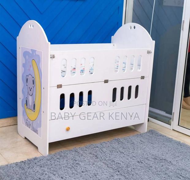 Plain White Hill Top Baby Cot - main view