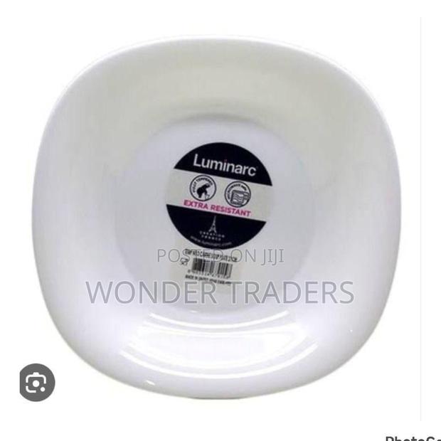 *Set of 6 Luminarc Square White Plates