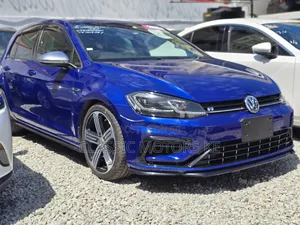 Volkswagen Golf R 4-Door w/DCC & Navigation 2019 Blue