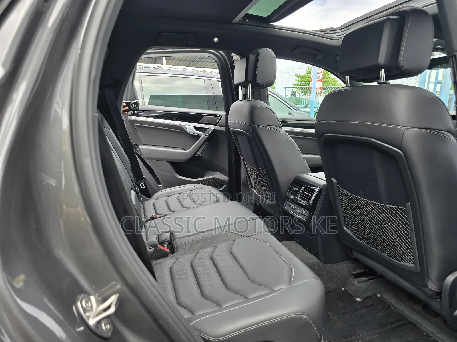 Volkswagen Touareg 2020 Gray