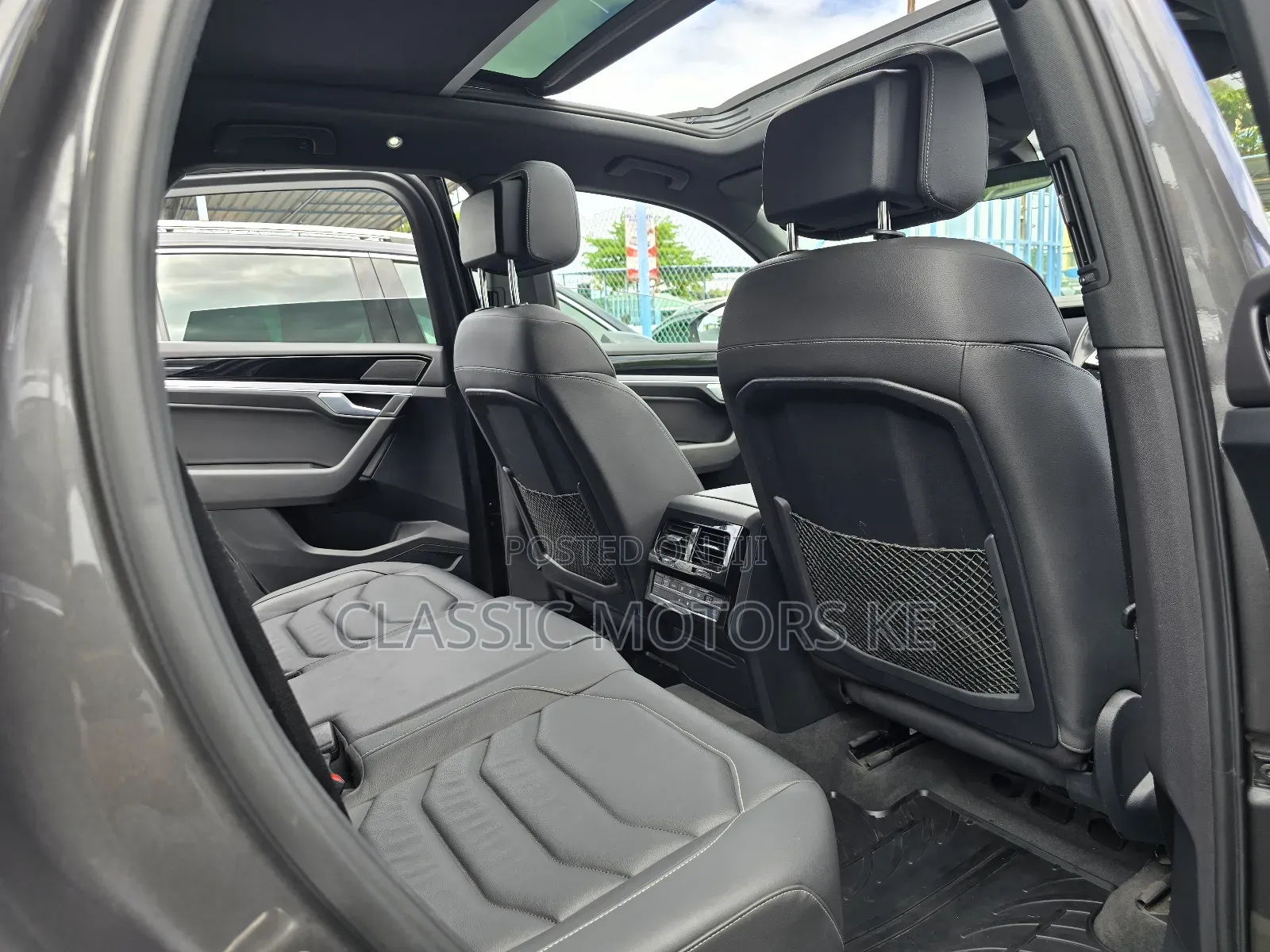 Volkswagen Touareg 2020 Gray