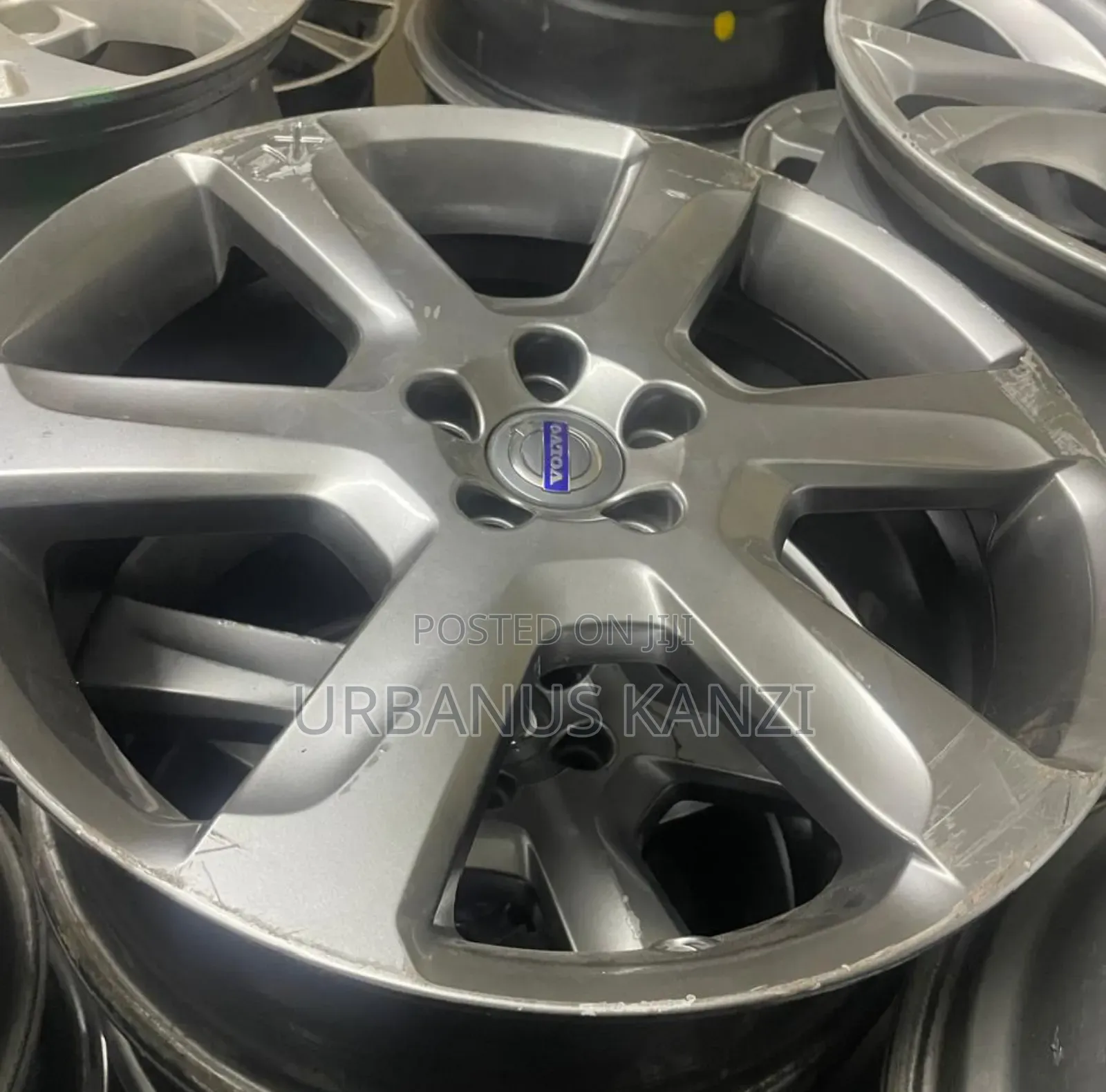 Size 19 Inch Volvo Alloy Rims