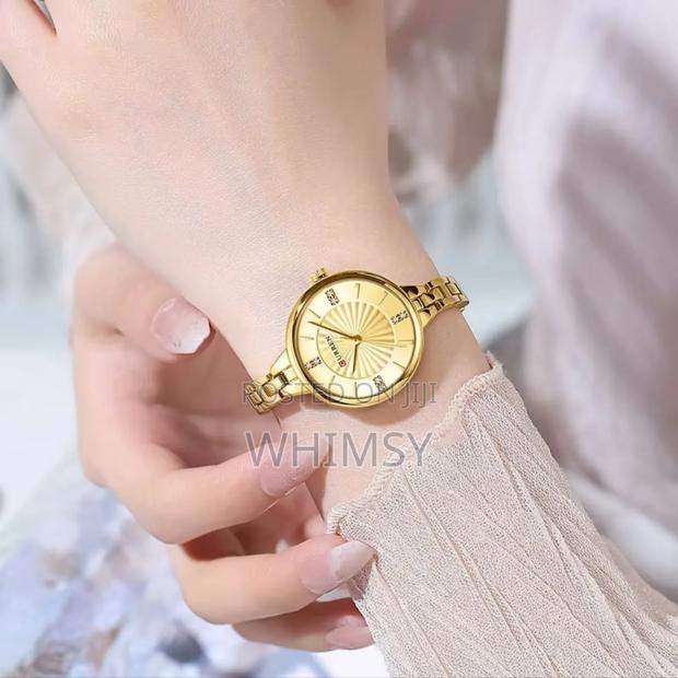 Classic Ladies Wrist Watch - thumbnail 4