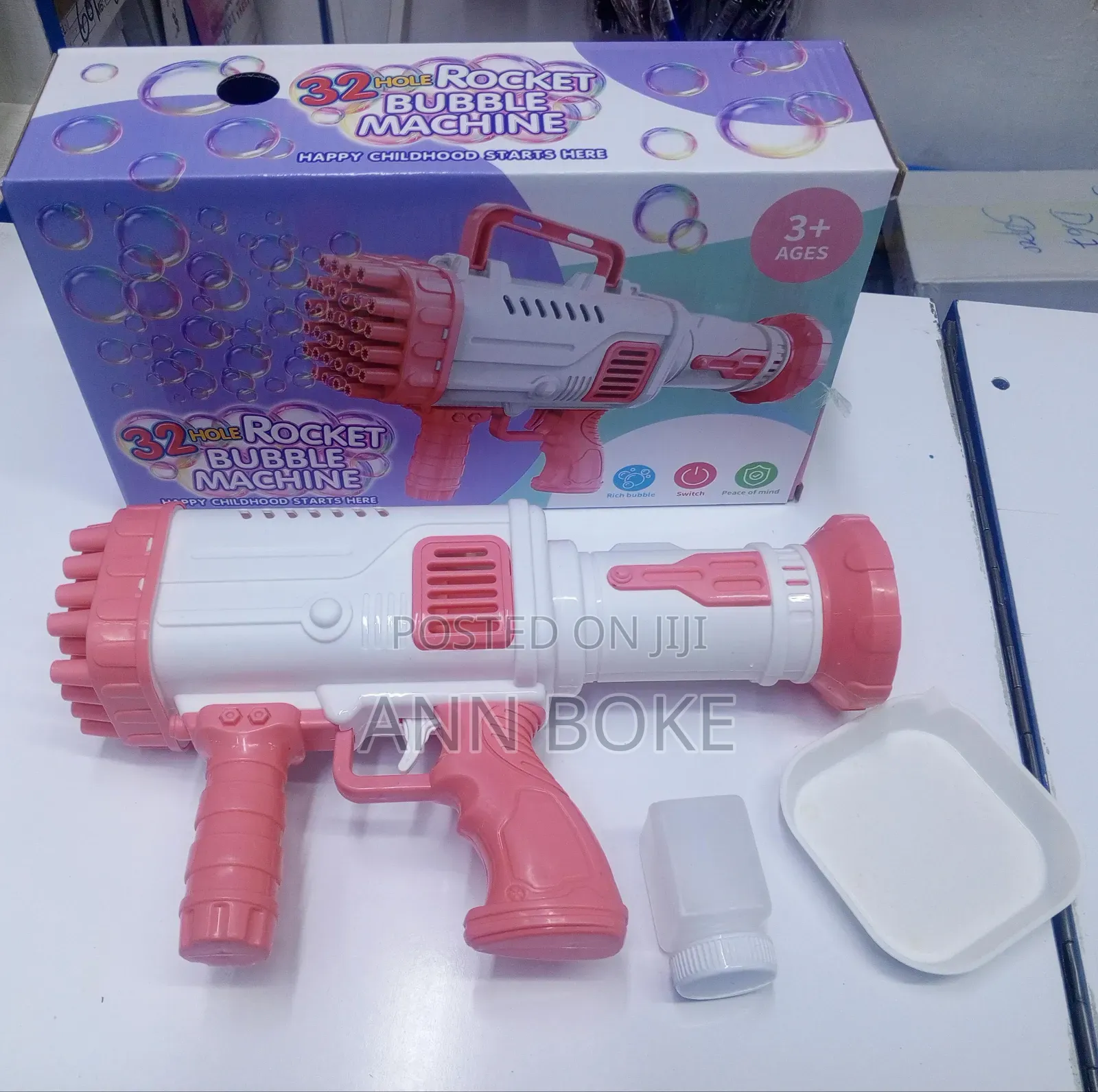 32 Holes Rocket Bubble Gun. This Innovative Bubble Blast