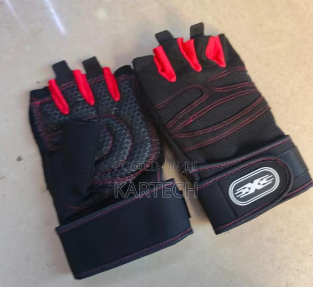 Pair of Fingerless Gym Gloves
