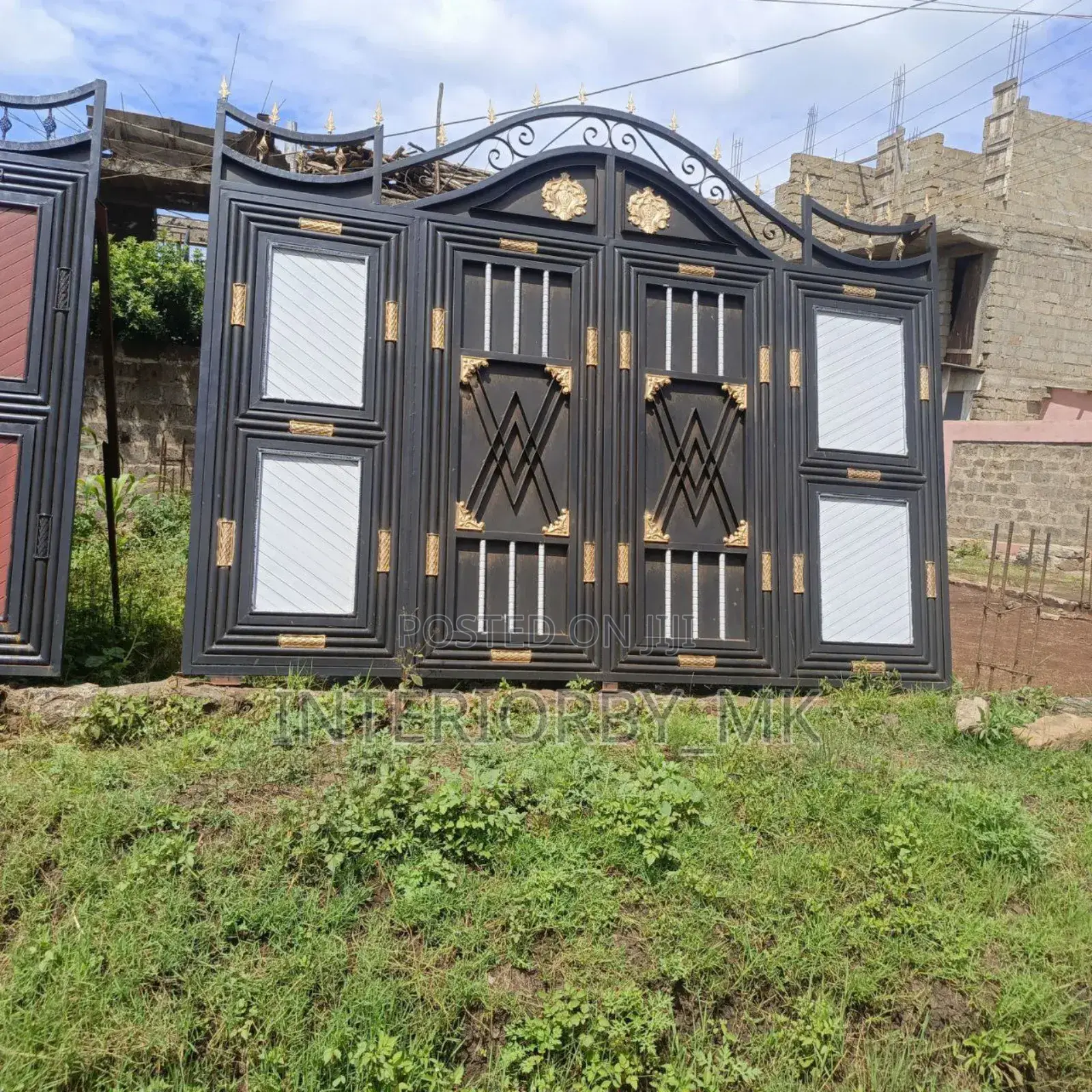 Strong Metal Gates