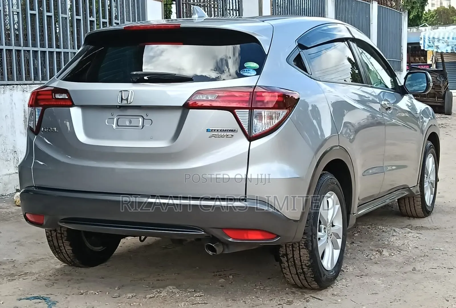 Honda Vezel 1.5 Hybrid 4WD 2018 Silver