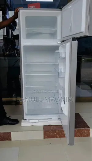 Hisense 205 Liters Double Door Fridge Silver