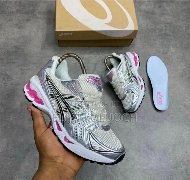 Pink Asics Gel Kayano - thumbnail 2