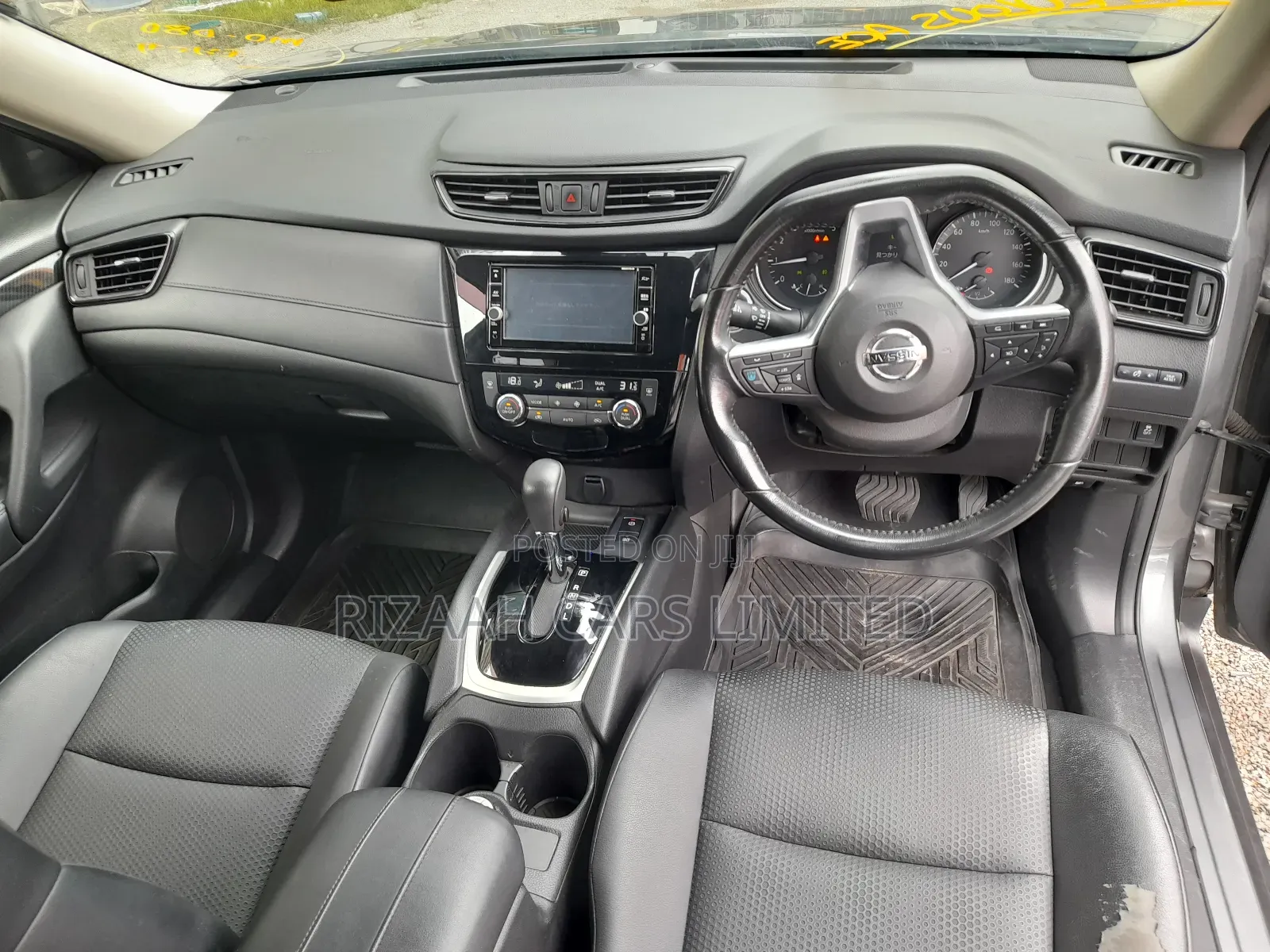 Nissan X-Trail 2.5 Petrol AWD 2018 Silver