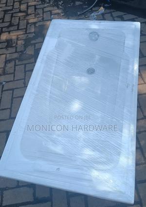 Quality Bathtub - main view