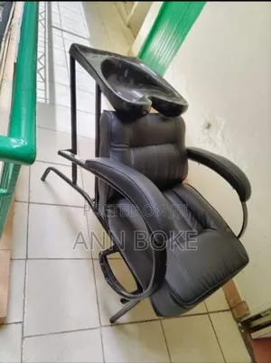 Kinyozi/ Salon Chair and Sink KSH 15,999