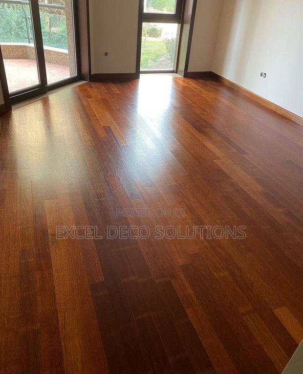 Comfort Soft Texture Laminate Flooring
