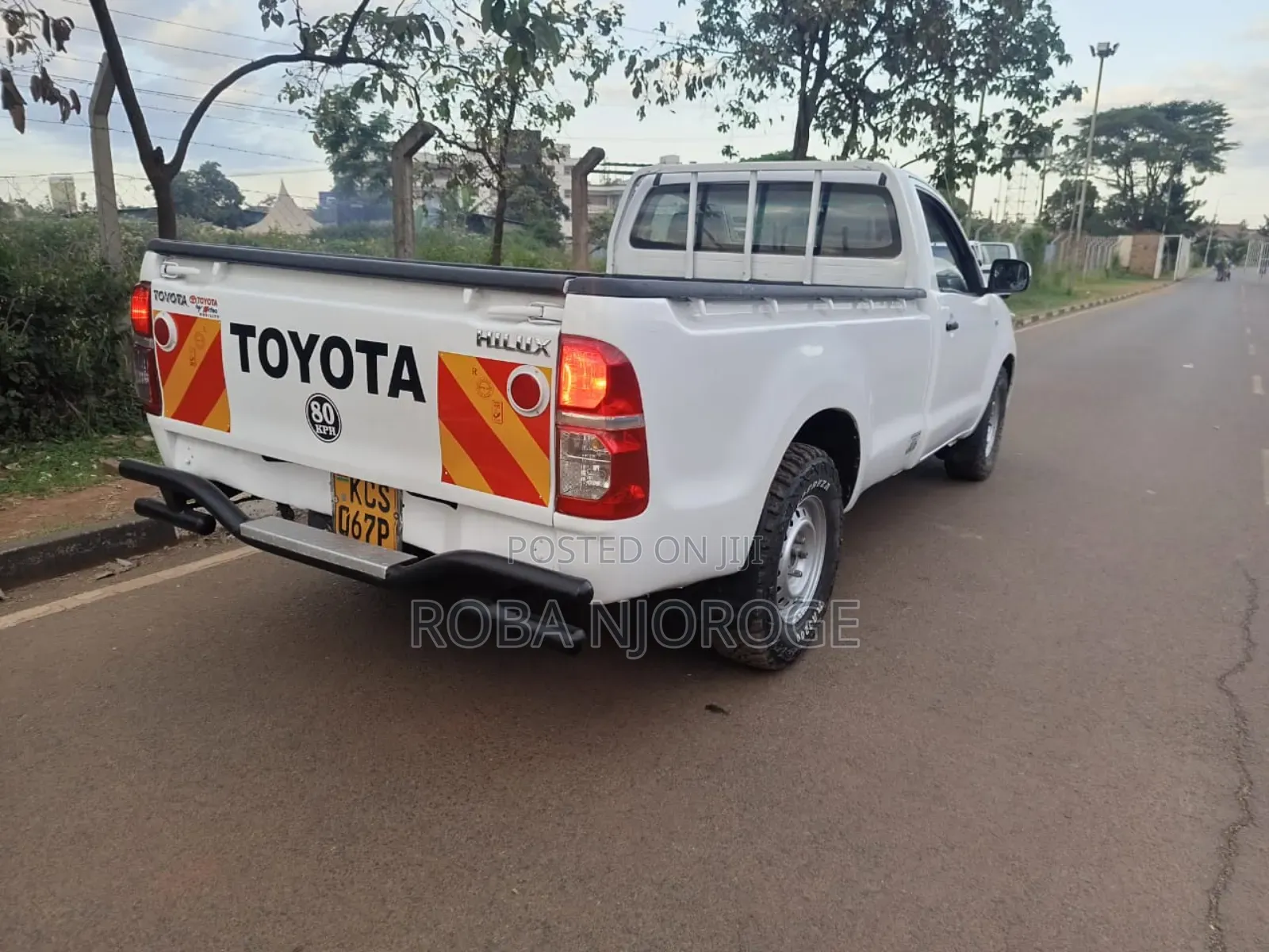 Toyota Hilux 2.5 D-4D SRX 2011 Pearl
