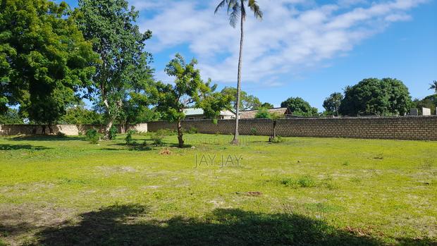 50 by 100 Plot for Sale in Mtwapa/Mtomondoni - thumbnail 4