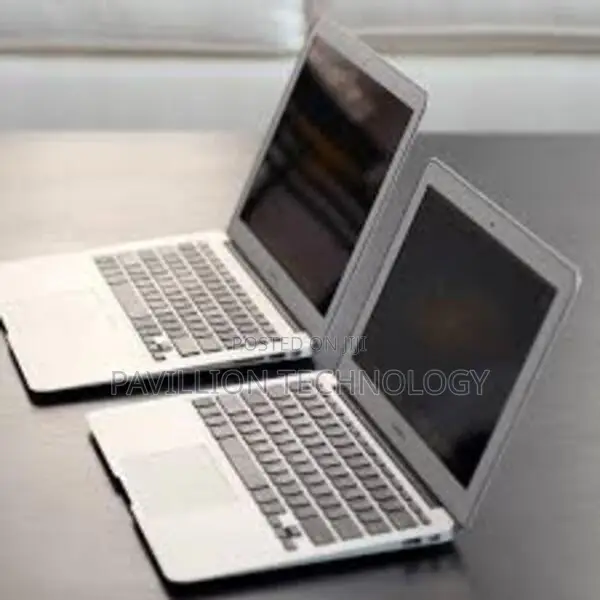 Laptop Apple MacBook Air 4GB Intel Core I5 SSD 128GB