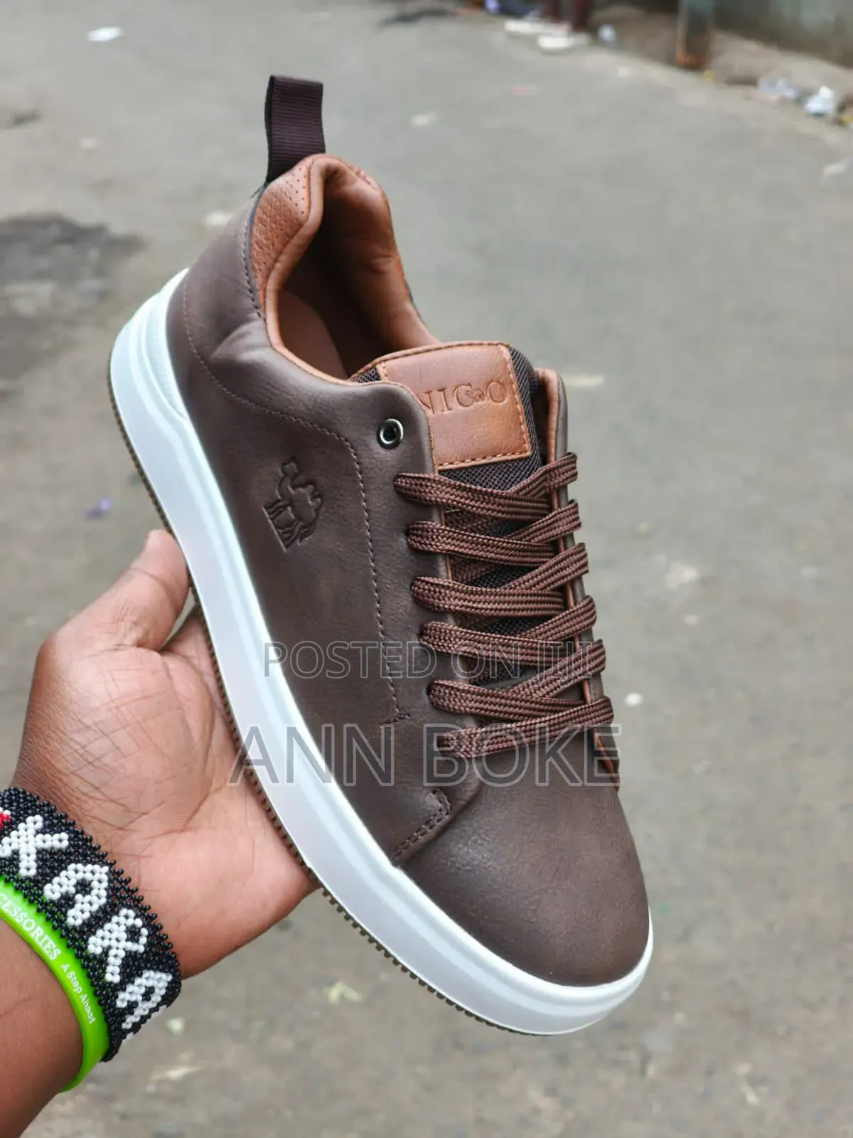*Quality Nigo Casual Size 39 ____45