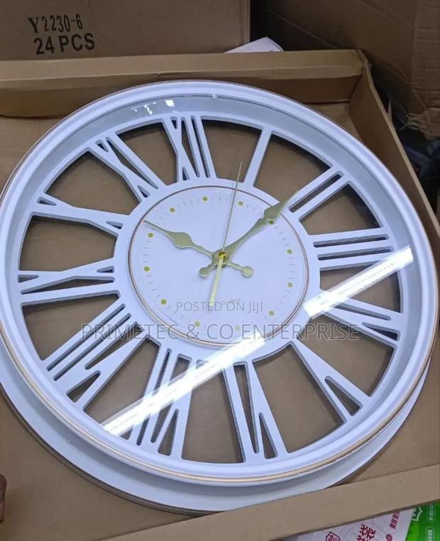 Vintage Roman Wall Clock - main view