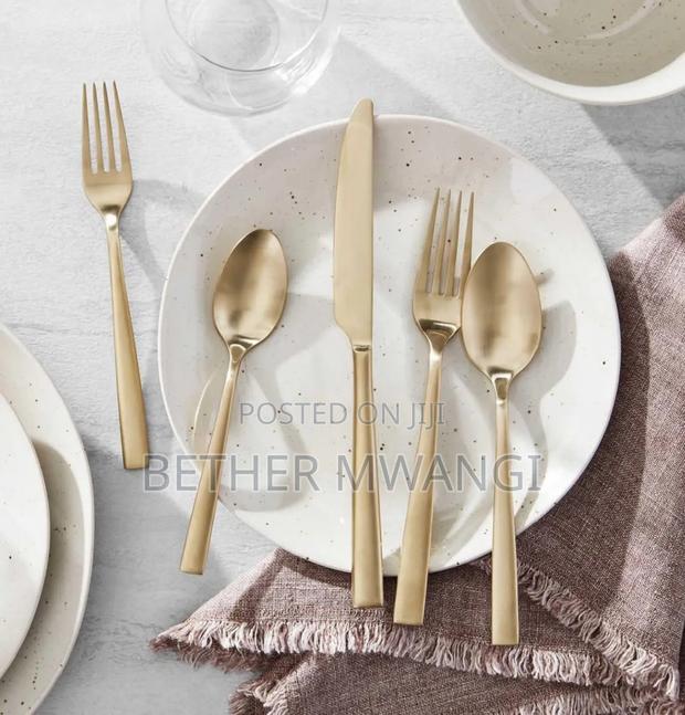 Durable 20 PCS Stainless Steel Flatware Set in Kenya - thumbnail 3