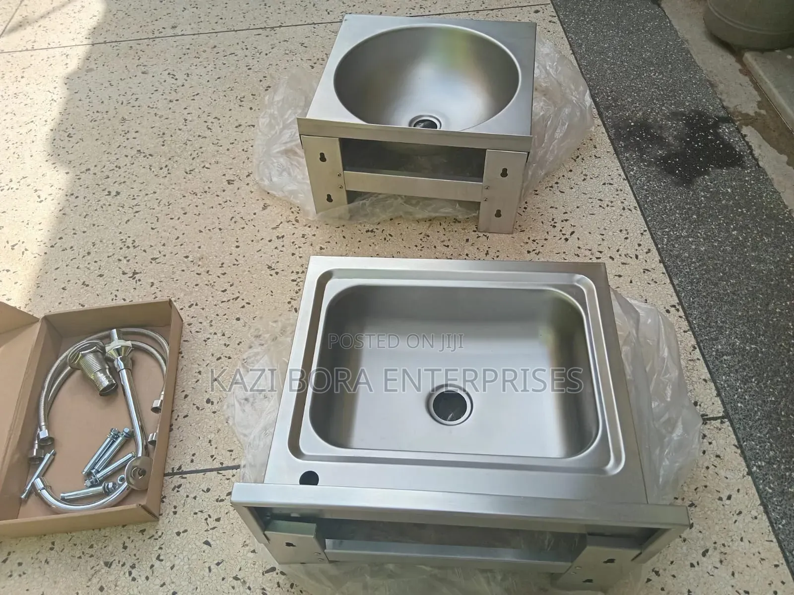 Knee Operated Stainless Steel Hand Wash Sink/Basin