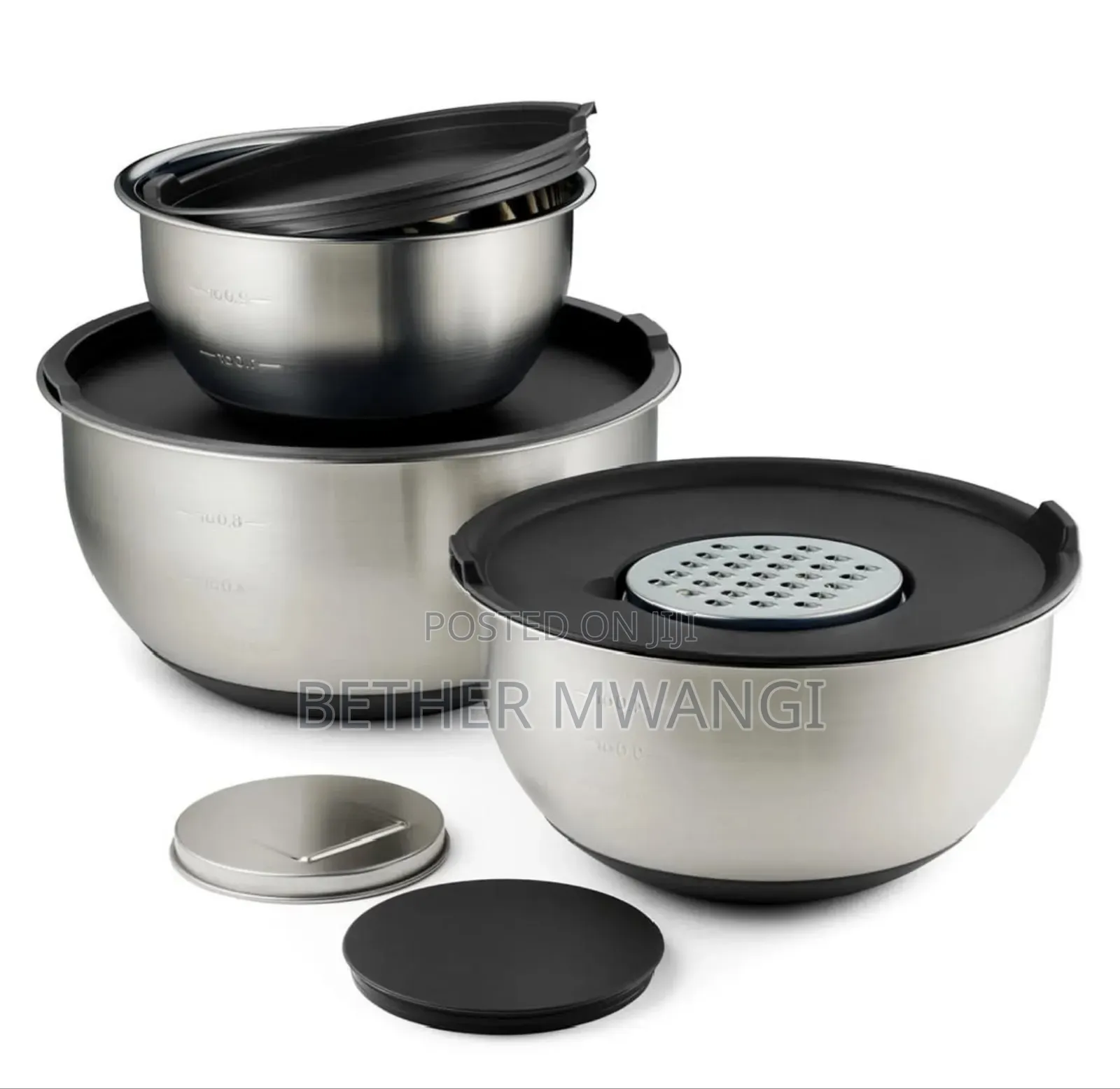 8 PCS Stainless Steel Mixing Bowl Grater Set With Lids.
