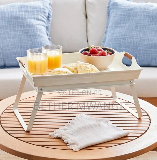 Vanilla White Rectangle Galvanized Steel Bed Serving Tray