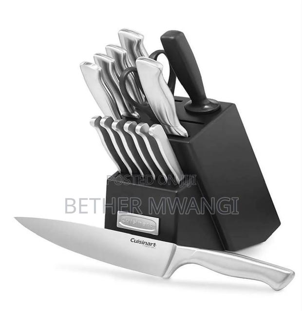 The Cuisinart 15 PCS Stainless Steel Cutlery Block Set