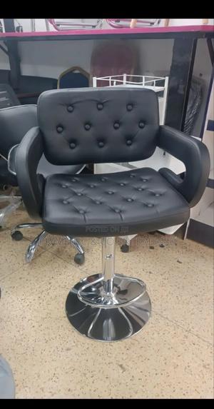 *Salon Chair - thumbnail 2