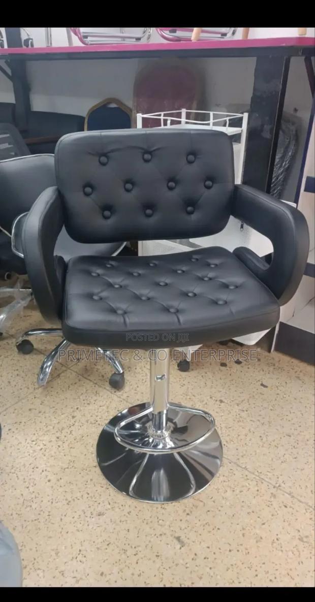 *Salon Chair - main view