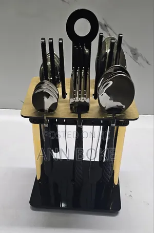 *Back Instock!!* *High Quality Heavy 24pc Cutlery Set *